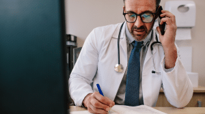 Vous êtes professionnel de santé ?